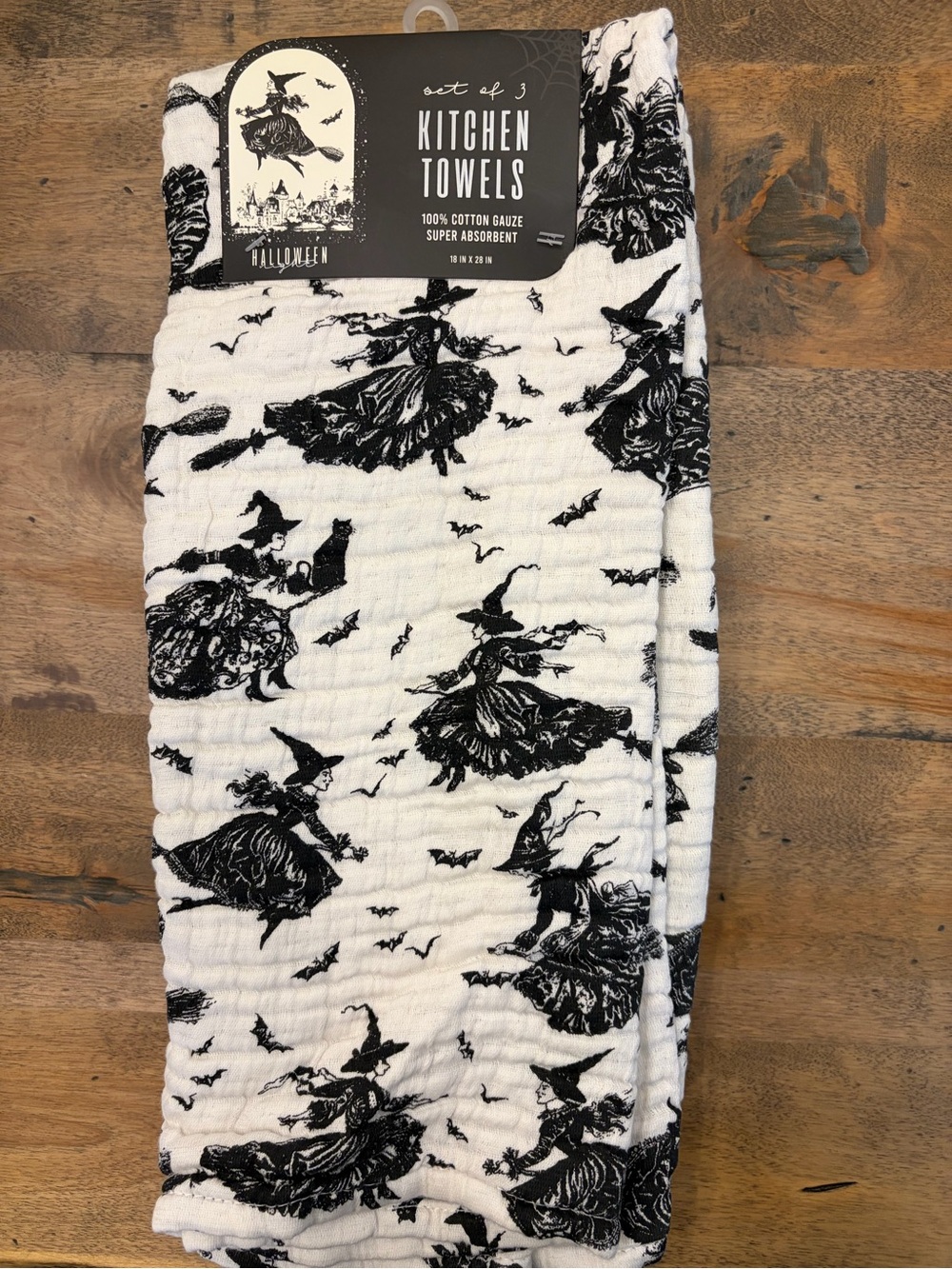Halloween Towels (3) 👗GLAM Witches On Broomsticks 🧹 Bats 🐈‍⬛ Black Cat NWT